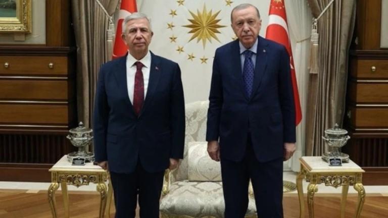 Απρόσμενη τετ α τετ Ερντογάν με Γιαβάς