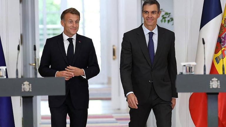 Μακρόν για το ενδεχόμενο επιστροφής της Βρετανίας στην ΕΕ: «Θα ήταν εξαιρετική είδηση»