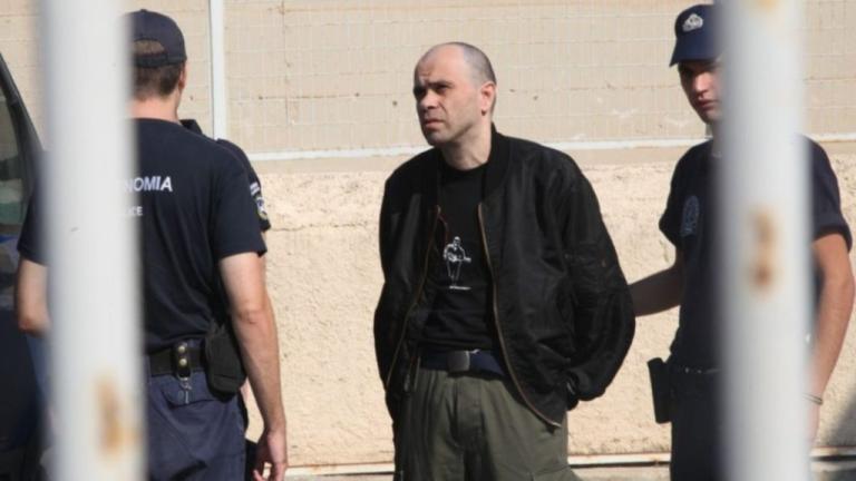  Νίκος Μαζιώτης