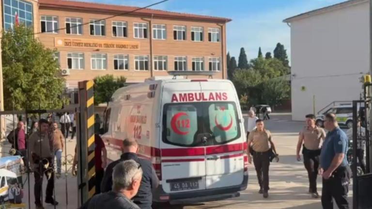 Συναγερμός στην Τουρκία: Ένοπλος άνοιξε πυρ έξω από σχολείο – Πέντε τραυματίες