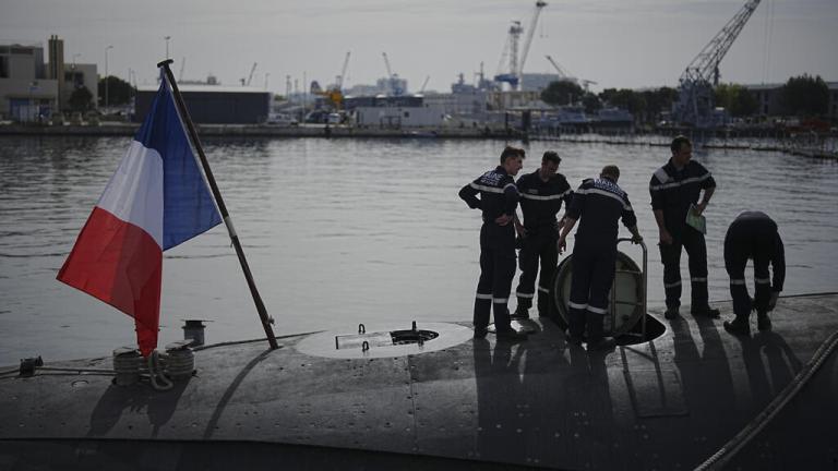πυρηνικη ομπρελα γαλλιας