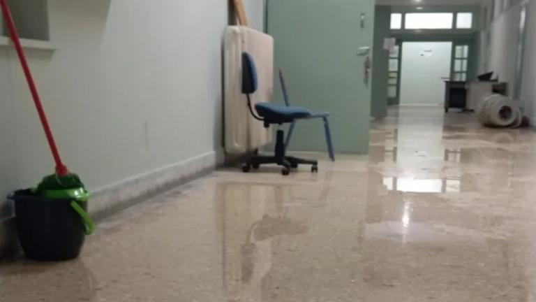 Σε εσπευσμένη εκκένωση του σχολικού συγκροτήματος της ΣΚΥΠ στον Πειραιά –όπου συστεγάζονται το 1ο και 2ο ΕΠΑΛ, το 2ο Εργαστηριακό Κέντρο και η ΣΑΕΚ Πειραιά