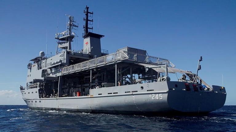 HMAS Leeuwin