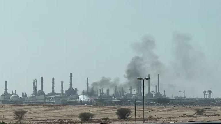 Aramco  φωτια