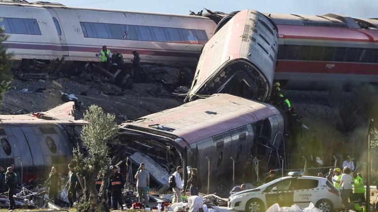 Τραγωδία στην Ισπανία: Τουλάχιστον 30 νεκροί από τη σύγκρουση τρένων υψηλής ταχύτητας στο Τολέδο – Πάνω από 500 οι επιβαίνοντες
