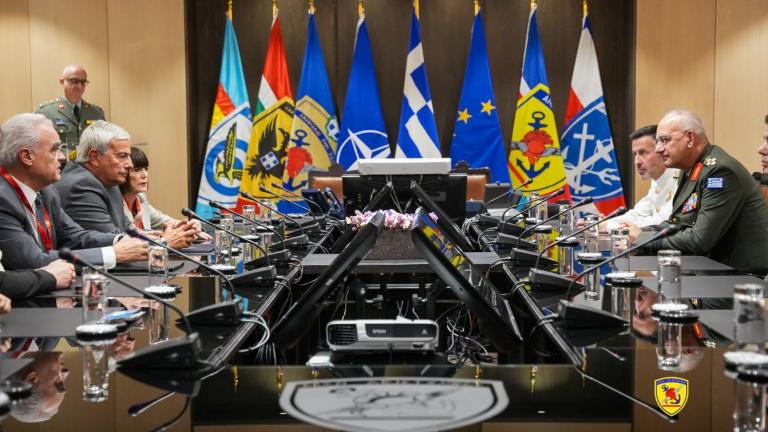 Α/ΓΕΕΘΑ Στρατηγός Δ.Χούπης: Υπογραφή Μνημονίου Συνεργασίας ΓΕΕΘΑ και Ιδρύματος Ευγενίδου