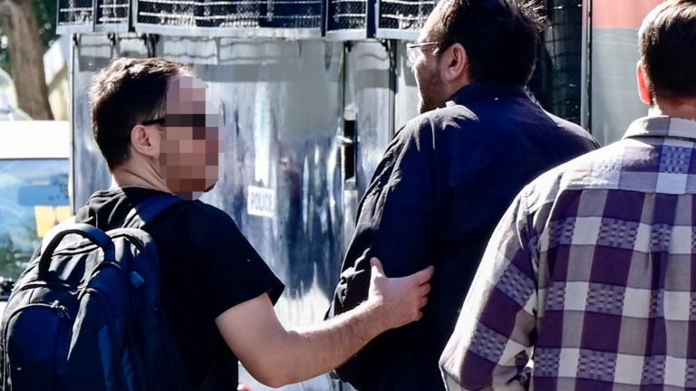 Απάτη στον ΕΦΚΑ: Ποινική δίωξη για πέντε κακουργήματα – Στον ανακριτή οι κατηγορούμενοι