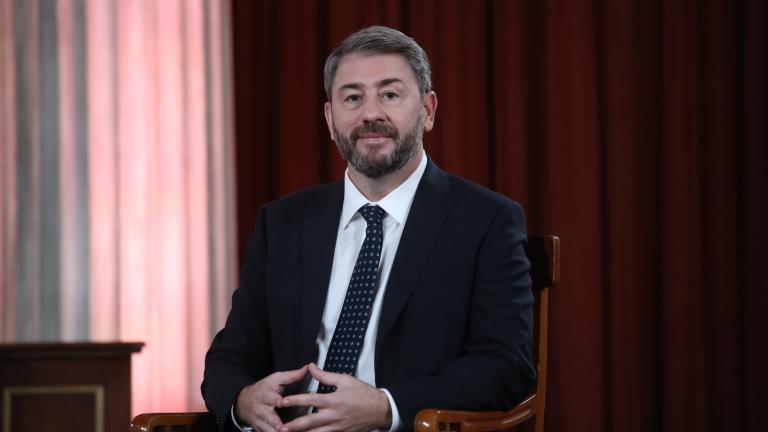 νικος ανδρουλακης