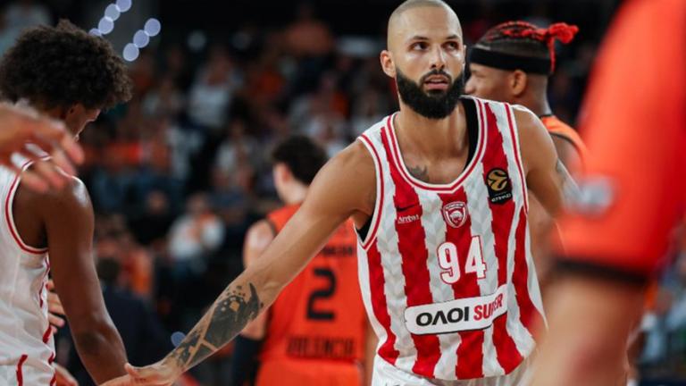 Βαλένθια - Ολυμπιακός 97-102: Σούπερ ανατροπή αλλά... άμυνα αγνοείται!