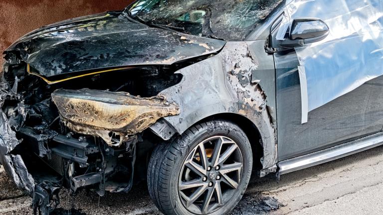 Γλυφάδα: Συνελήφθη στη Λευκάδα αξιωματικός του Πολεμικού Ναυτικού για τρεις εμπρηστικές επιθέσεις