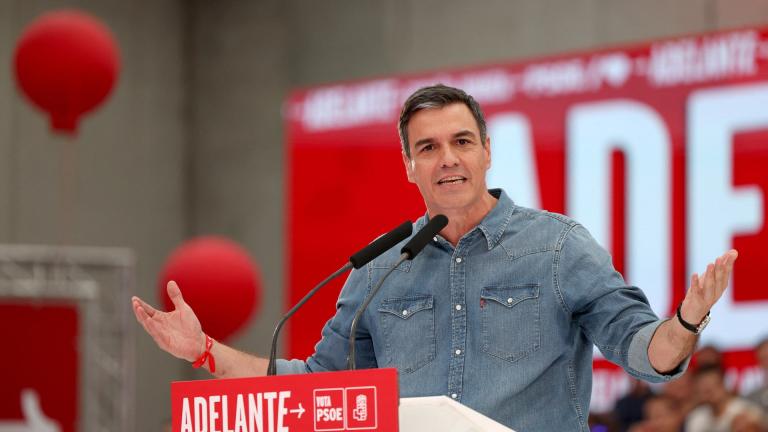 Ισπανία: Προβάδισμα 11,8 μονάδων για το κυβερνών κόμμα του Σάντσεθ — Τρίτο με 17,1% το ακροδεξιό Vox