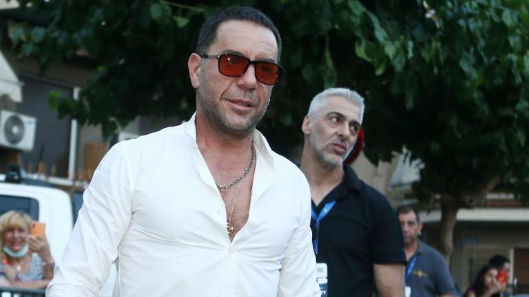 μαζωνακης