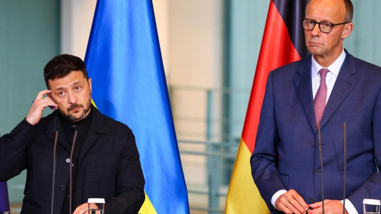 «Όχι» του Μερτς στην συμφωνία ΗΠΑ-Ρωσίας για το πετρέλαιο — «Η Γερμανία στο πλευρό της Ουκρανίας»