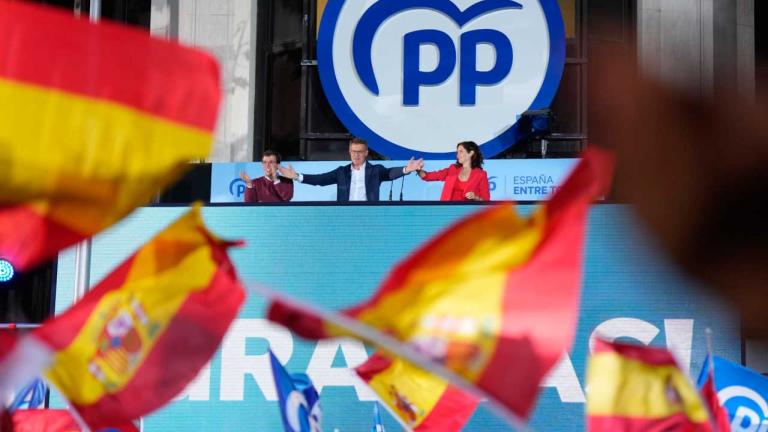 Ισπανία: Το Λαϊκό Κόμμα και το ακροδεξιό Vox οδεύουν προς αυτοδυναμία – Δημοσκόπηση τους δίνει 200 έδρες