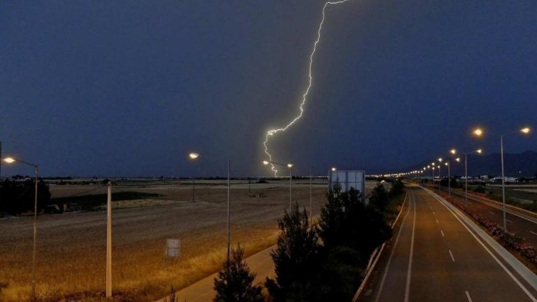 Απίστευτο! Κεραυνός στα Άγραφα σκότωσε ολόκληρο κοπάδι!