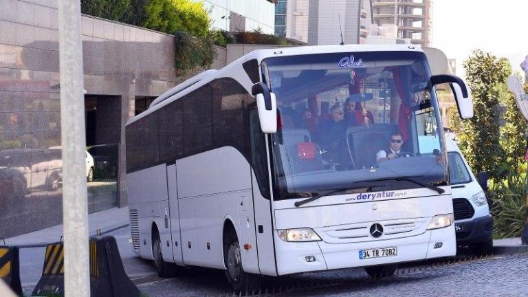 Έφτασε στην Αθήνα ο Παναθηναϊκός, αγωνία για τη συνάντηση κορυφής