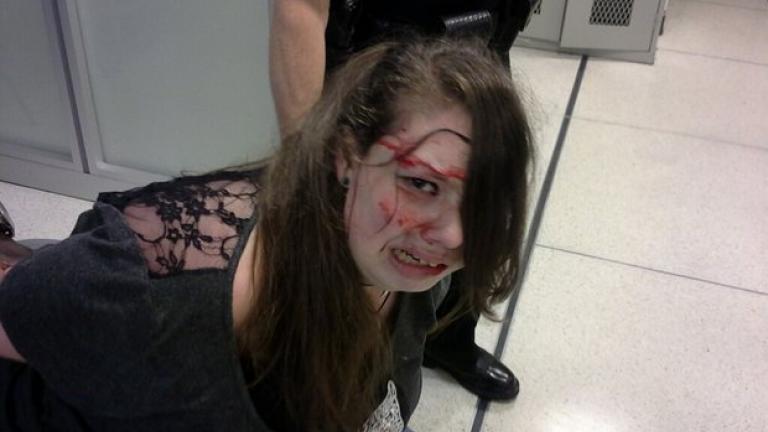ΗΠΑ: Security αεροδρομίου ξυλοκόπησαν άγρια 18χρονη ανάπηρη και καρκινοπαθή που την πέρασαν για ύποπτη 