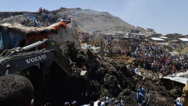 Τουλάχιστον 113 είναι οι νεκροί από την κατολίσθηση που σημειώθηκε το βράδυ του Σαββάτου στη μεγαλύτερη χωματερή της Αιθιοπίας