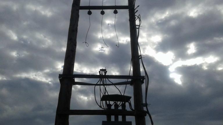 Ξετίναξαν το δίκτυο της ΔΕΗ σε Βοιωτία και Φθιώτιδα για τον χαλκό!