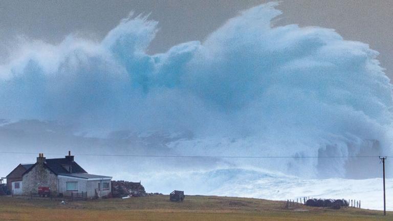 Σύννεφο ή κύμα; Η καταιγίδα Κόνορ στη Σκοτία