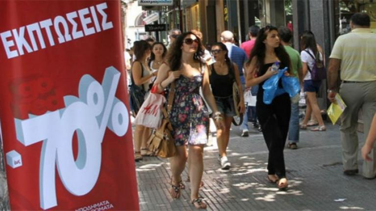 Ανοικτά αύριο Κυριακή τα εμπορικά καταστήματα σε όλη την Ελλάδα στο πλαίσιο των θερινών εκπτώσεων