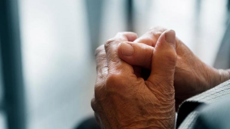 Οικογενειακή τραγωδία-83χρονος στραγγάλισε την 71χρονη σύζυγό του
