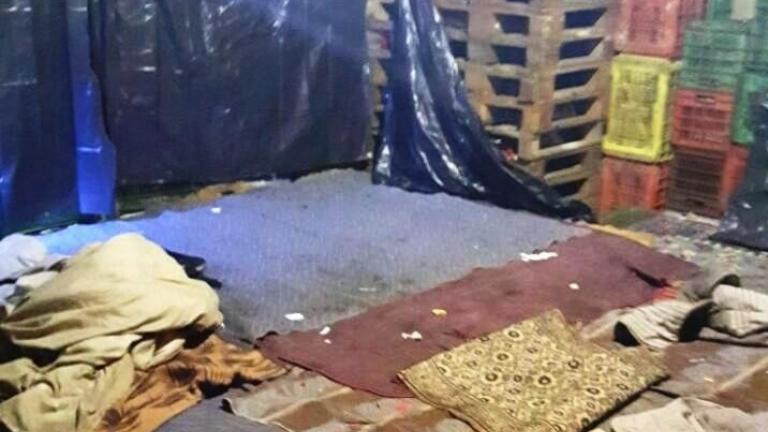 “Υπό κράτηση” είχε η σπείρα διακινητών τους μετανάστες όταν δεν είχαν χρήματα να πληρώσουν προκαταβολικά