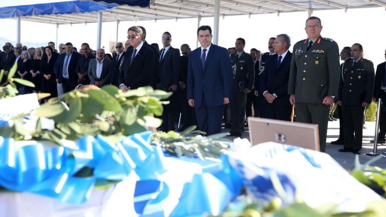  Παραδόθηκαν τα λείψανα 16 Ελλήνων καταδρομέων, που υπερασπίστηκαν την Κύπρο το 1974 