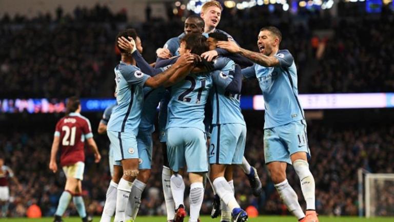 Νίκες για τις ομάδες του Μάντσεστερ, "στραβοπάτησε" η Λίβερπουλ