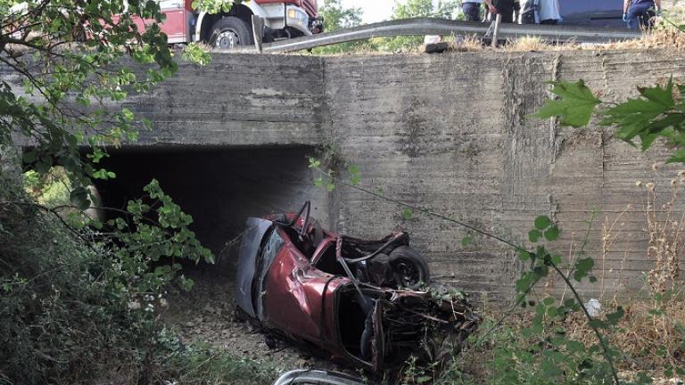 Δύο νεκροί ύστερα από πλαγιομετωπική σύγκρουση στο Χιλιομόδι