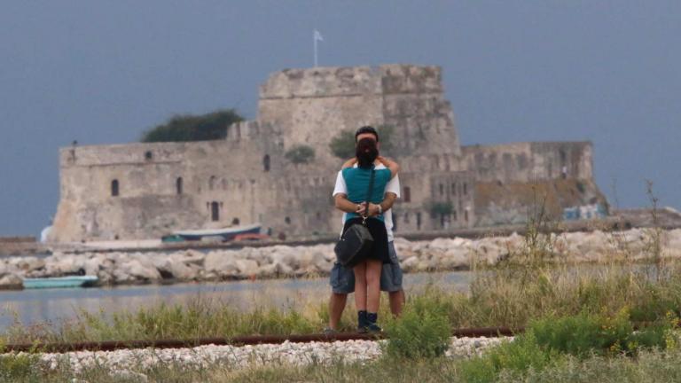 8 στους δέκα άνδρες και 6 στις 10 γυναίκες απατούν το ταίρι τους