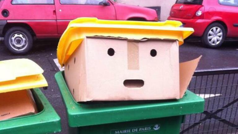 Ο Ντόναλντ Τραμπ στα...σκουπίδια!
