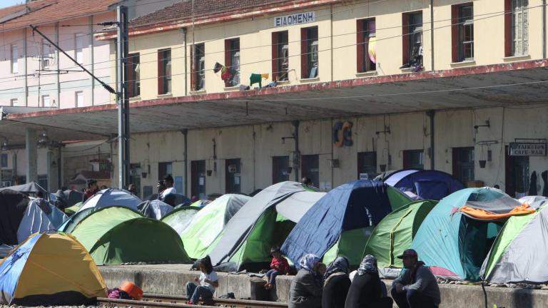 Συμπλοκές μεταξύ προσφύγων στην Ειδομένη