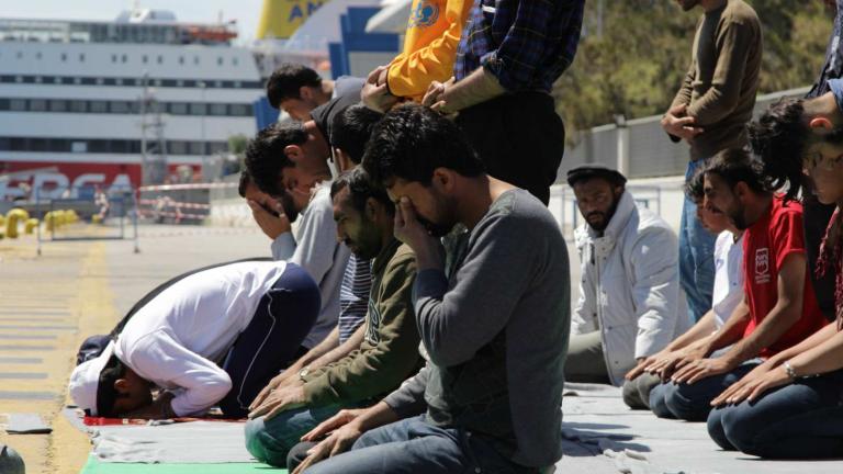 Στα 6.605 τα αιτήματα ασύλου από πρόσφυγες στις αρμόδιες υπηρεσίες των νησιών