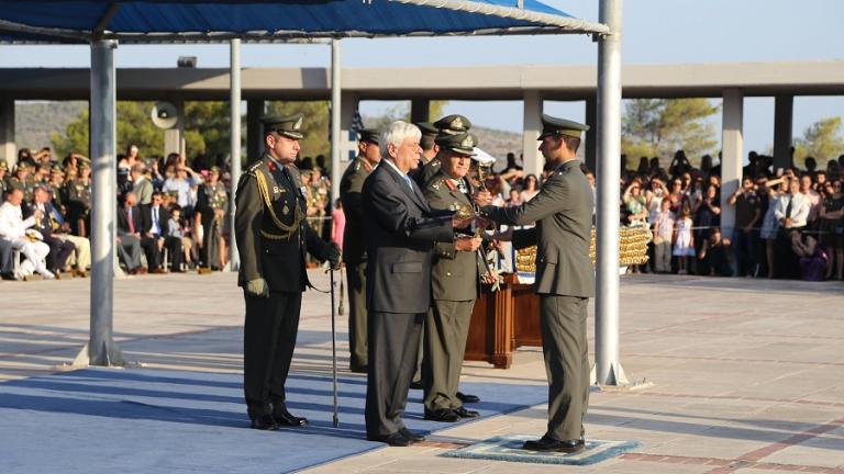 Παυλόπουλος - Θάσος: Φόρος τιμής στους αεροπόρους του Α παγκοσμίου πολέμου