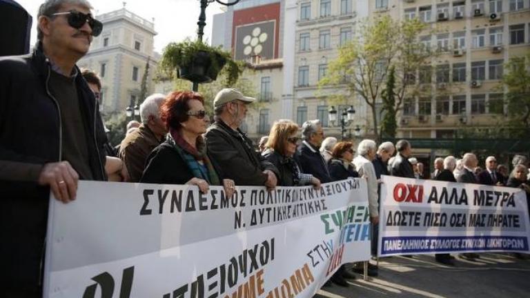 Συνταξιούχοι: Σκόπιμη η αναβολή εκδίκασης στο ΣτΕ για τον νόμο Κατρούγκαλου