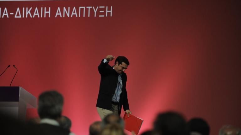 Ένταση στο συνέδριο του ΣΥΡΙΖΑ - Παραλίγο να ακυρωθεί πρόταση Τσίπρα