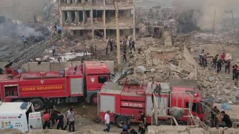 Ισχυρή έκρηξη σε αστυνομικό τμήμα στο Σιζρέ 