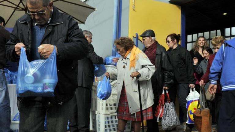 "Άθλος" Eurostat: Μείωσε κατά 37% τα όρια της φτώχειας 