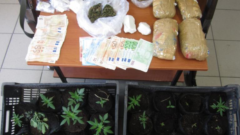 Εξαρθρώθηκε κύκλωμα που διακινούσε κοκαΐνη και κάνναβη σε Πελοπόννησο και Αττική 