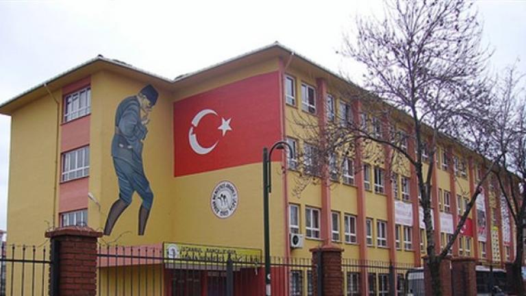 Πραξικόπημα στην Τουρκία: Μετά τις απολύσεις καθηγητών ανακλήθηκαν οι άδειες άλλων 21.000 εκπαιδευτικών