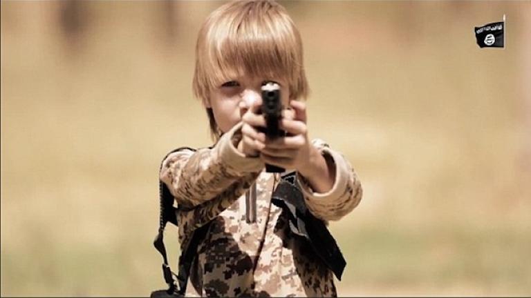 Ανήλικος δολοφόνος του ISIS με αγγελικό πρόσωπο