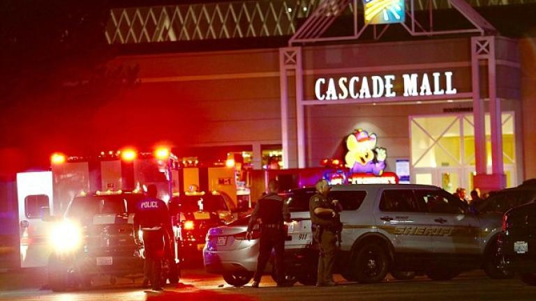 ΗΠΑ: Πέντε νεκροί από την επίθεση σε εμπορικό κέντρο στο Μπέρλινγκτον 