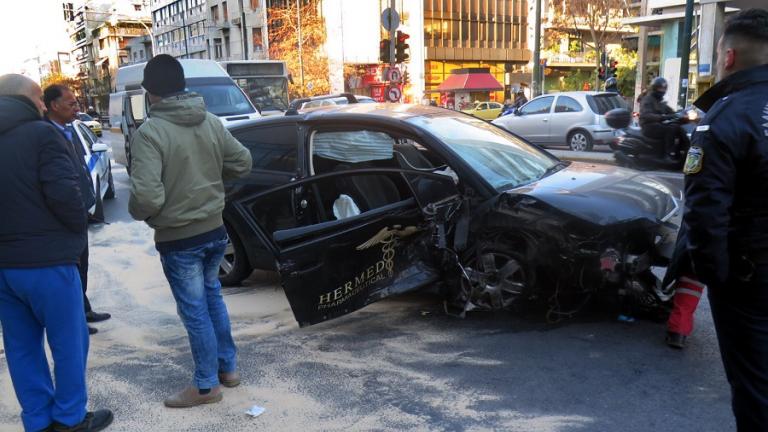 Στο τροχαίο ατύχημα της Συγγρού, ο ένας οδηγός ήταν μεθυσμένος και έκανε αναστροφή 