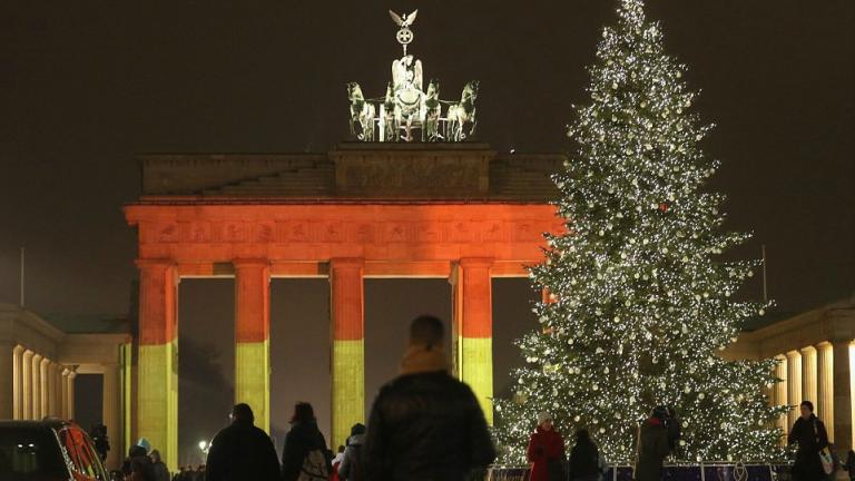 Βερολίνο-τρομοκρατικό χτύπημα: Οι Γερμανοί θρηνούν, οι αγορές θωρακίζονται