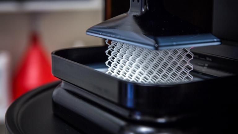 Ο πρώτος 3D εκτυπωτής για εντυπωσιακές γυάλινες δημιουργίες (ΦΩΤΟ)