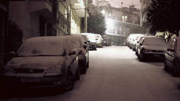 Ο... άγριος καιρός παραμένει: Χιόνια, κρύο, βροχές και καταιγίδες την Τρίτη στην Ελλάδα