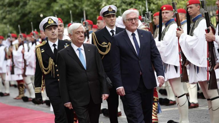 Εξήρε ο Πρόεδρος της Δημοκρατίας τη συμβολή Στάινμαϊερ για την παραμονή της Ελλάδας στην Ευρωζώνη