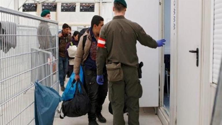 Αυστρία: Αυξήθηκαν οι επιθέσεις σε κέντρα υποδοχής προσφύγων