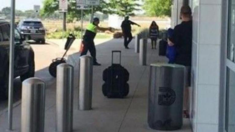 Πυροβολισμοί σε αεροδρόμιο του Ντάλας - Νεκρός αφροαμερικανός που πετούσε πέτρες